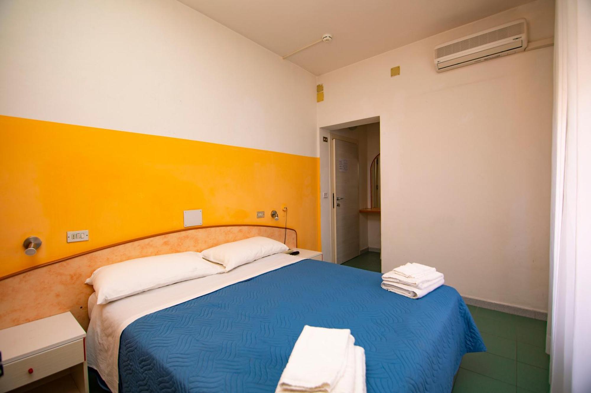 Hotel Montebello 2*