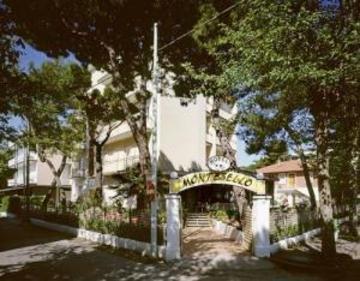 Hotel Montebello Hotel 2*